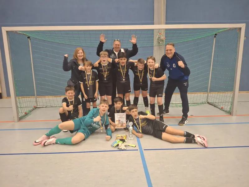 D2 macht es der D1 mit tollem Hallensaisonausklang nach