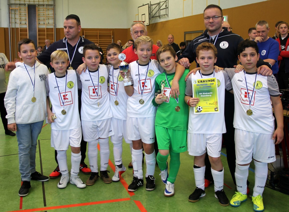 Eintracht Eisenberg gewinnt bei den E-Junioren