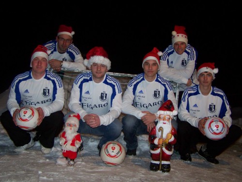 Frohe Weihnachten wünscht die 1. Männermannschaft